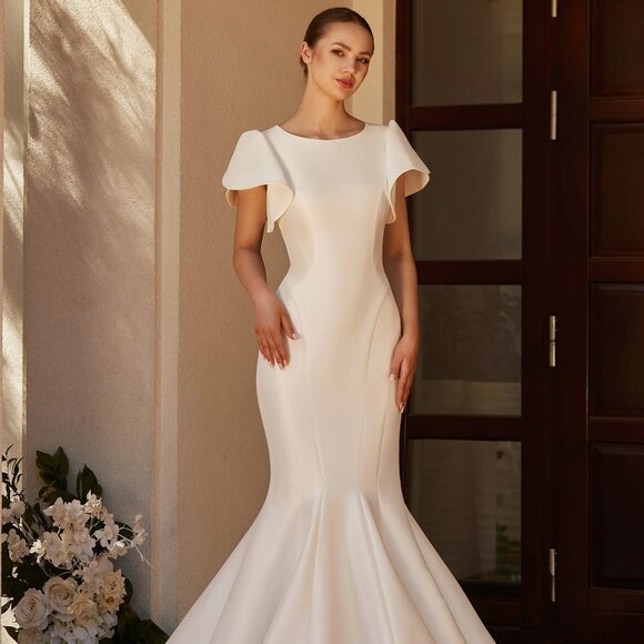 Monica Loretti NWT Wedding Gown - Picture 1 of 6